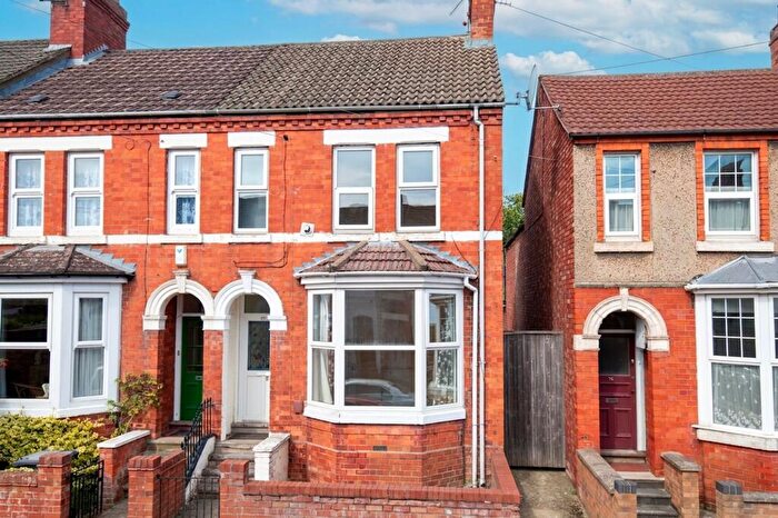 3 Bedroom Terraced House For Sale In St. Barnabas Street, Wellingborough, NN8