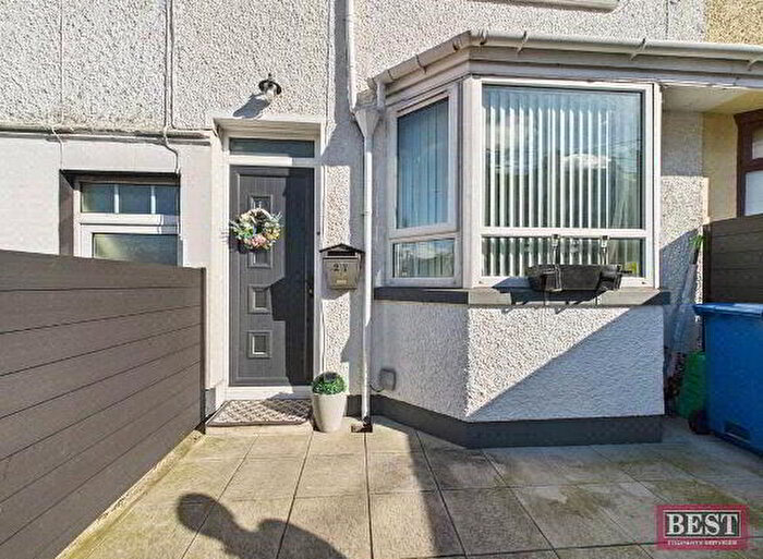 3 Bedroom Terrace House For Sale In East Street, Newry, BT34