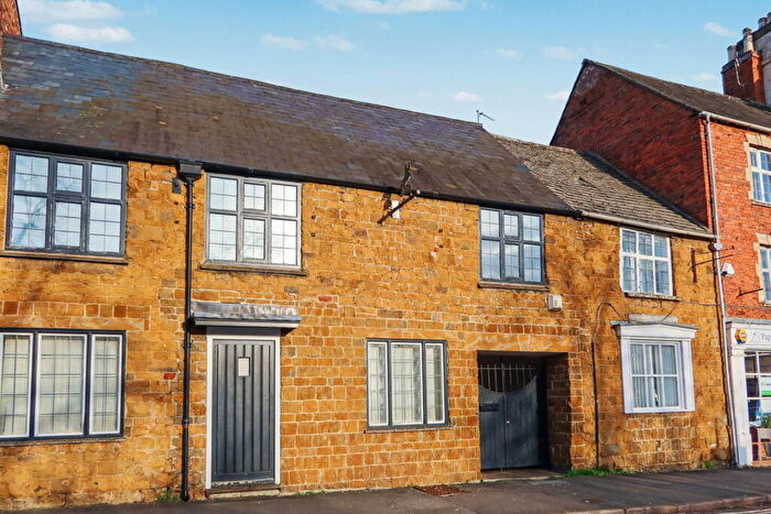 1 Bedroom Apartment To Rent In Horse Fair, Banbury, OX16