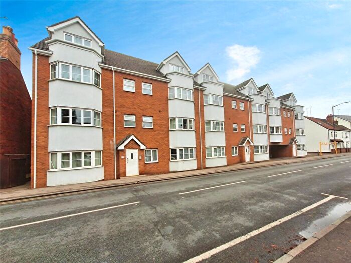 2 Bedroom Flat For Sale In Queens Road, Nuneaton, Warwickshire, CV11