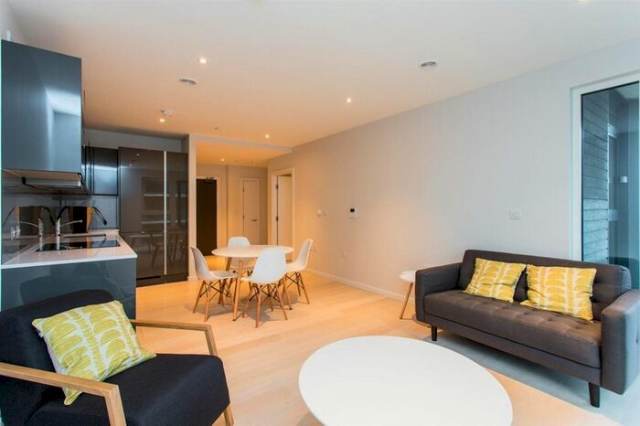 1 Bedroom Flat To Rent In Glasshouse Gardens, London, E20