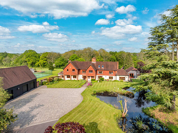 5 Bedroom Detached House For Sale In Haven Road, The Haven, Billingshurst, West Sussex, RH14