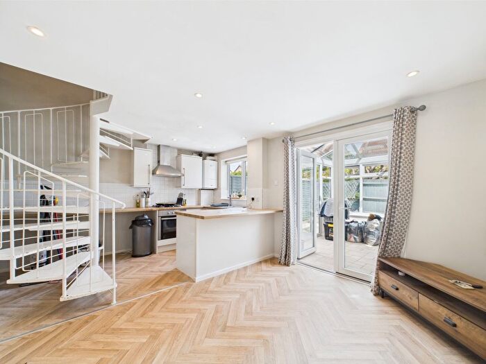 1 Bedroom End Of Terrace House To Rent In Calverley Mews, Up Hatherley, Cheltenham, GL51