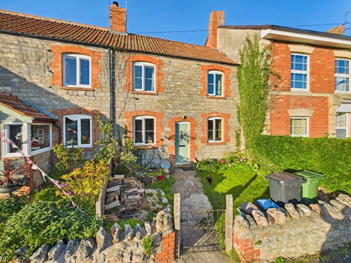 3 Bedroom Terraced House For Sale In Brookside Road, Bridgwater, TA5