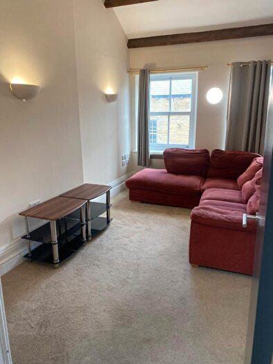 2 Bedroom Apartment To Rent In - Westgate, Huddersfield, HD1