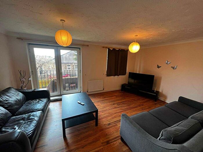 4 Bedroom Town House To Rent In Luton, LU3