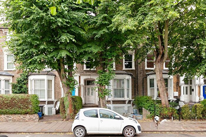 2 Bedroom Flat To Rent In Evering Road, Clapton, E5