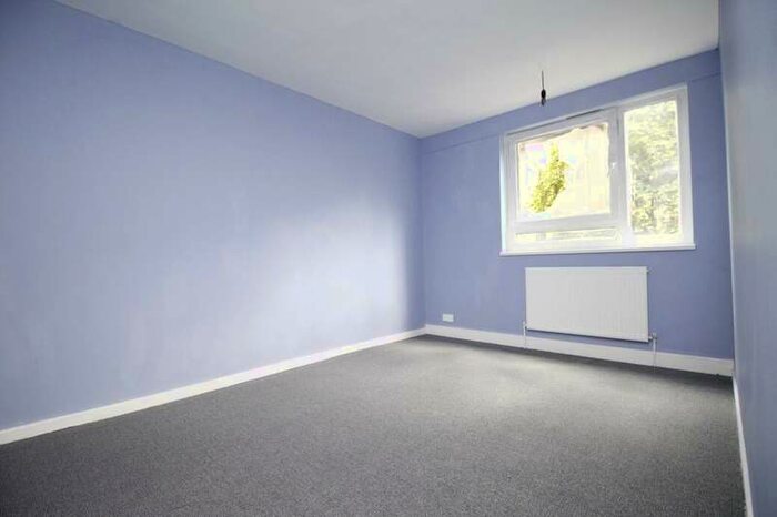 3 Bedroom Flat To Rent In Polecroft Lane, London, SE6