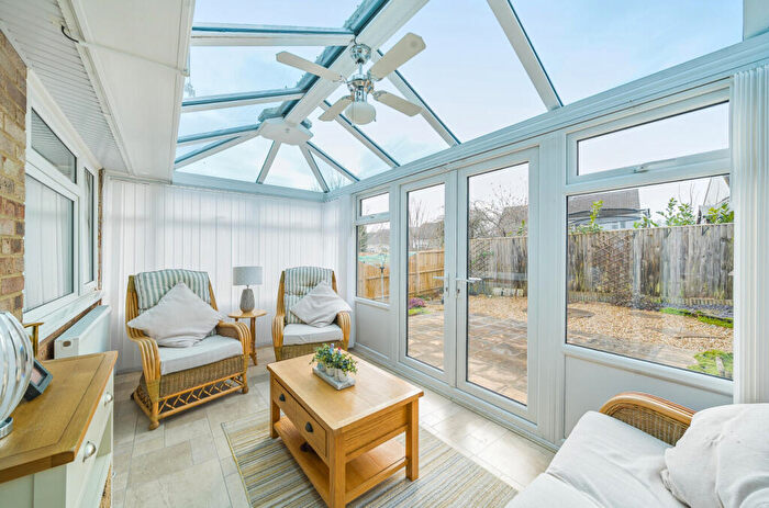 2 Bedroom Bungalow For Sale In Heath Drive, Frome, BA11