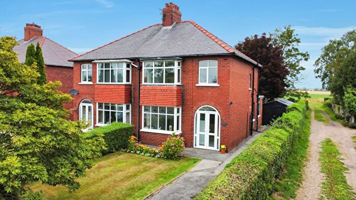 3 Bedroom Semi-Detached House For Sale In Wistow Road, Selby, North Yorkshire, YO8