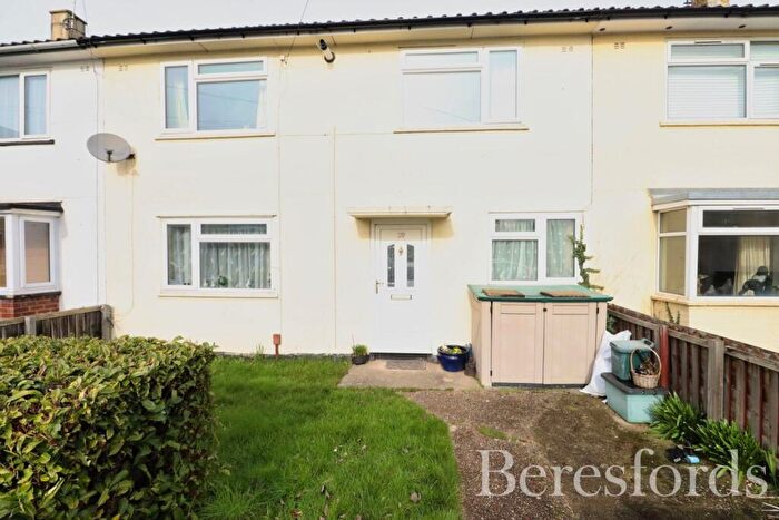 3 Bedroom Terraced House For Sale In Stansted Close, Chelmsford, CM1