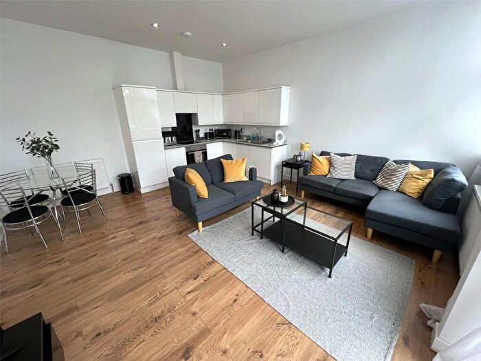 1 Bedroom Flat To Rent In Queen Street, Wellingborough, Northamptonshire, NN8
