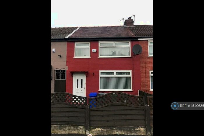 3 Bedroom Terraced House To Rent In High Bank Road, Droylsden, Manchester, M43