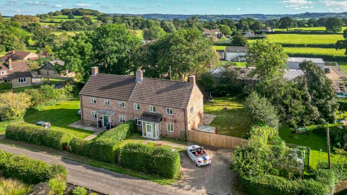 5 Bedroom Semi-Detached House For Sale In Lamb Plot, Chetnole, Sherborne, DT9