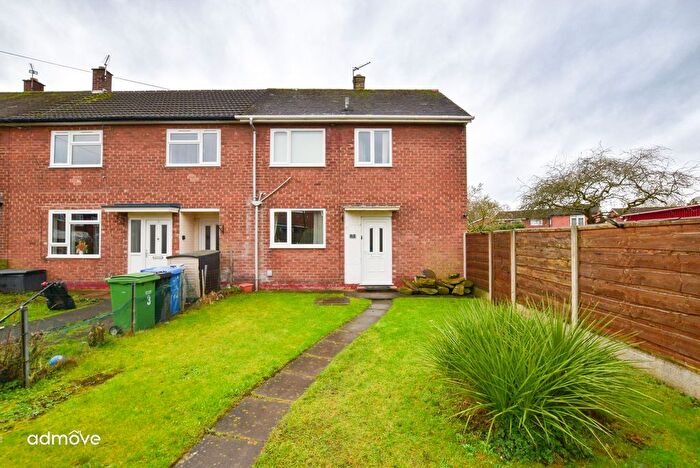 2 Bedroom End Terrace House For Sale In Damson Walk, Partington, M31