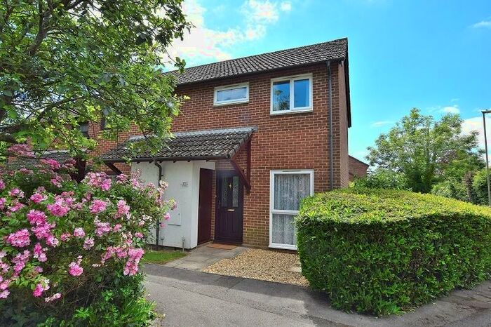 2 Bedroom End Of Terrace House To Rent In Poplar Road, Ashley, Hampshire., BH25