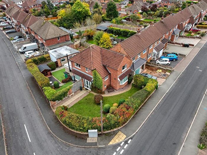 3 Bedroom Detached House For Sale In Douglas Road, Hollywood, Birmingham, B47