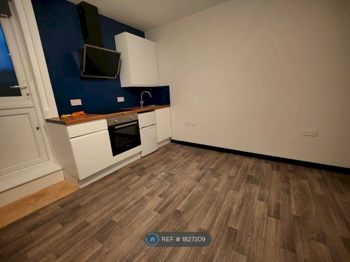 Studio To Rent In Charminster Road, Bournemouth, BH8