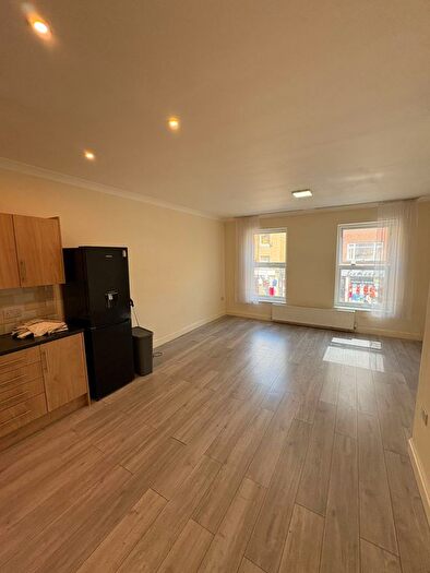 2 Bedroom Flat To Rent In Fonthill Road, Finsbury Park, N4