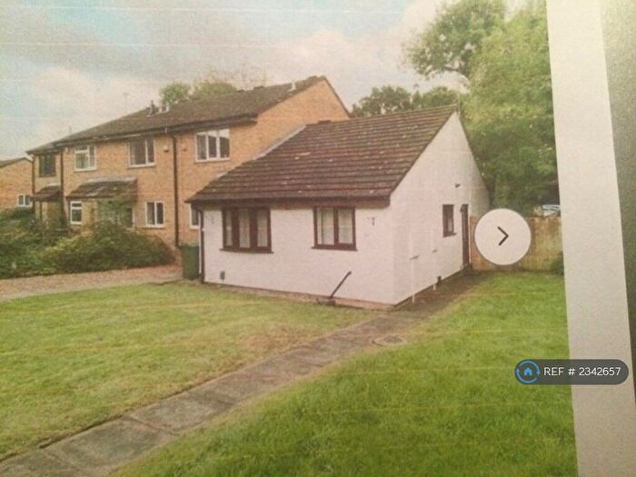 2 Bedroom Bungalow To Rent In Roundhill Way, Loughborough, LE11