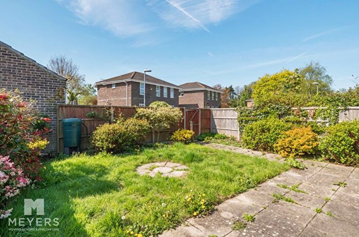 2 Bedroom Detached Bungalow For Sale In Dick O'th Banks Road, Crossways, DT2