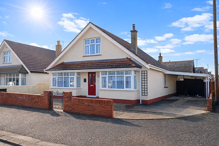 Detached House For Sale In Mayfield Road, Bognor Regis, PO21