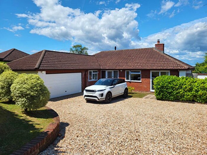 3 Bedroom Detached Bungalow For Sale In Crewkerne Road, Raymond`s Hill, Axminster, EX13