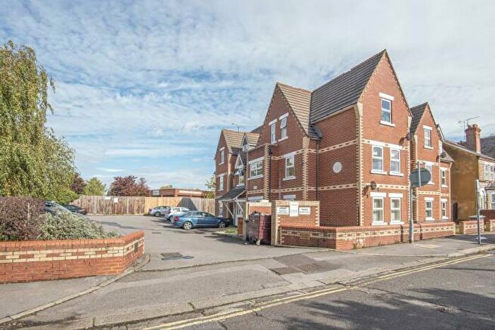 1 Bedroom Flat To Rent In Liverpool Road, Reading, RG1