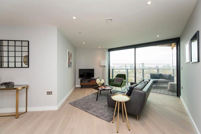 2 Bedroom Apartment To Rent In Uncle, Elephant & Castle, SE11