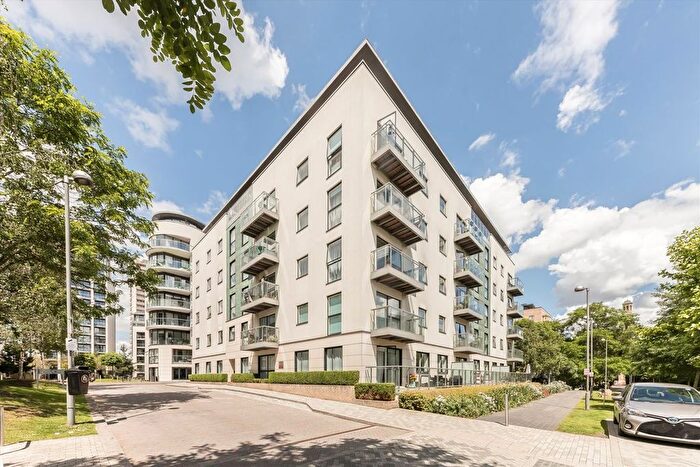 1 Bedroom Flat To Rent In Pump House Crescent, Brentford, TW8