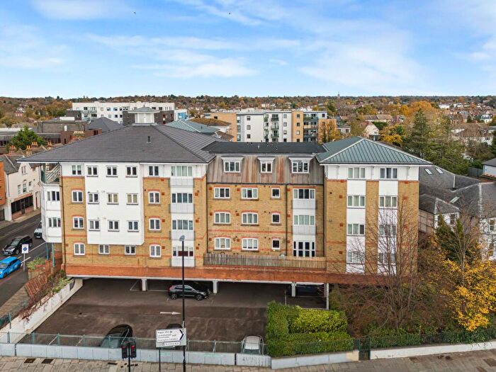 2 Bedroom Apartment To Rent In Gainsborough Court, Homesdale Road, Bromley, BR2