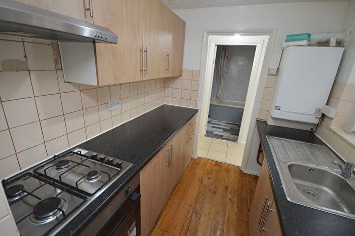 2 Bedroom Terraced House To Rent In Cowper Road, Rainham, RM13