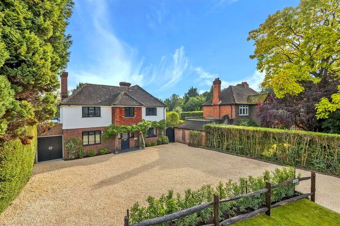 4 Bedroom Detached House To Rent In Boughton Hall Avenue, Send, Woking, GU23