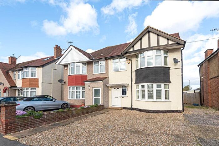 5 Bedroom Semi-Detached House To Rent In Granville Road, Uxbridge, UB10