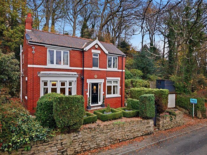 4 Bedroom Detached House For Sale In Kingwell Road, Barnsley, S70