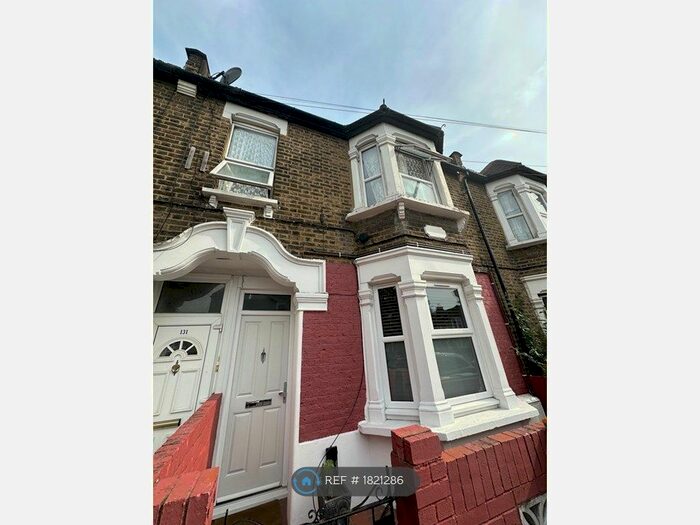 2 Bedroom Flat To Rent In Carson Road, London, E16