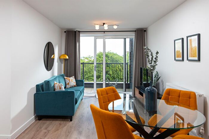2 Bedroom Flat For Sale In "Type K" At Greenwood Gardens, Hop Hill, Brewery Square, Dorchester, DT1
