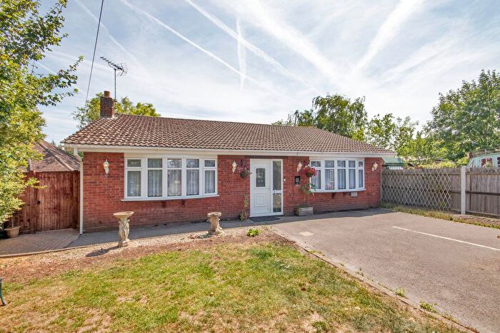 3 Bedroom Detached House For Sale In London Road, West Kingsdown, Sevenoaks, TN15