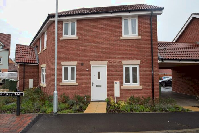 2 Bedroom Flat To Rent In Falcon Crescent, Queens Hill, Costessey, NR8