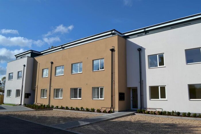 2 Bedroom Flat To Rent In Grove, Wantage, Oxfordshire, OX12