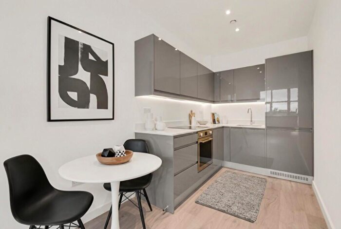 1 Bedroom Flat To Rent In **Limited Offer: Weeks Rent Free - Sunrise Parkway, Milton Keynes, MK14