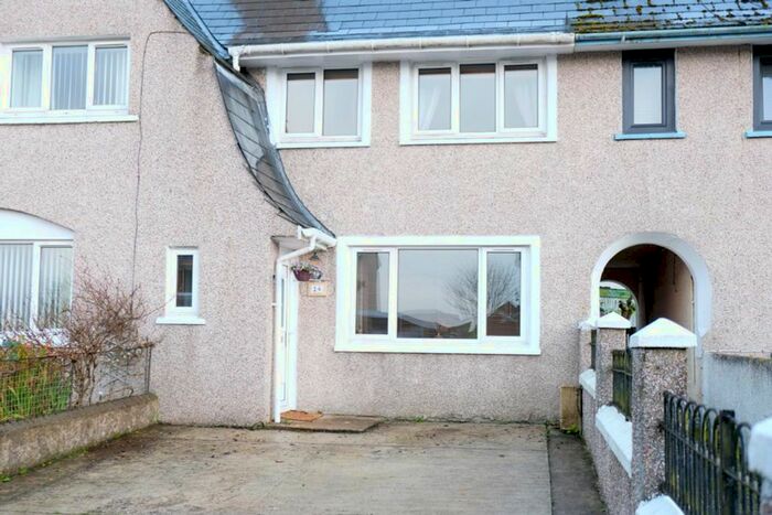 3 Bedroom Terraced House For Sale In Anderson Road, Stornoway, HS1