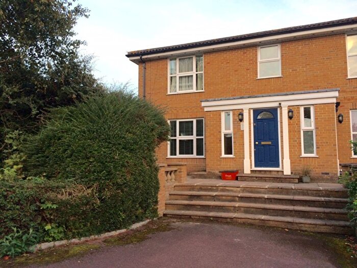 2 Bedroom Flat To Rent In Avon House, Tithe Barn Crescent, Swindon, SN1