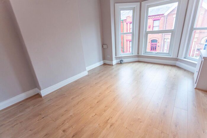 2 Bedroom Flat To Rent In Willoughby Road, L22
