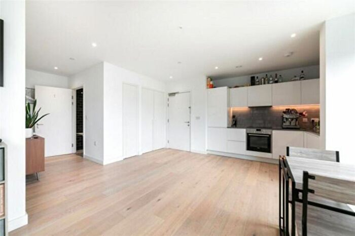 1 Bedroom Flat To Rent In Pendant Court, Royal Wharf, E16