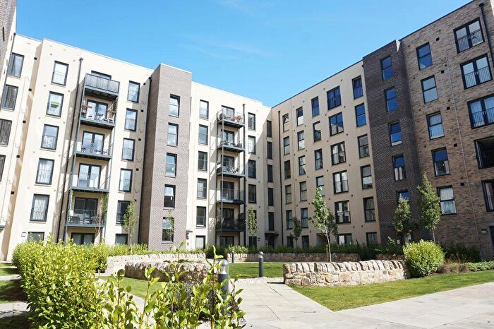 3 Bedroom Flat For Sale In Flat, Margaret Thomson Crescent, Leith, EH6