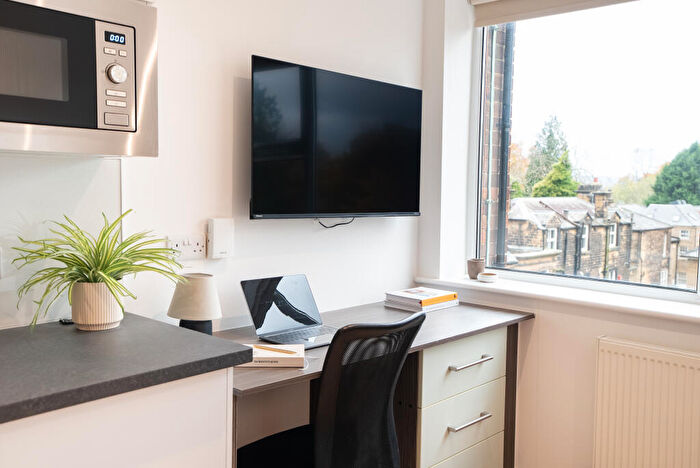 1 Bedroom Apartment To Rent In Apt, Portland Place #, LS6