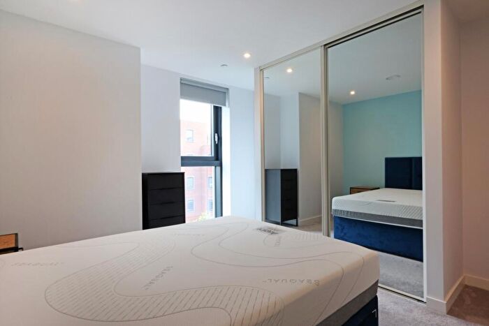 1 Bedroom Flat To Rent In Castle Street, Bristol, BS2