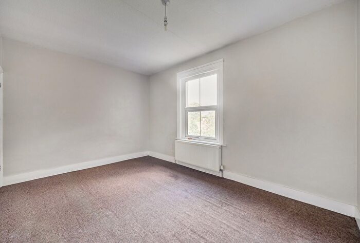 2 Bedroom Terraced House For Sale In Eastfields Road, Mitcham, CR4