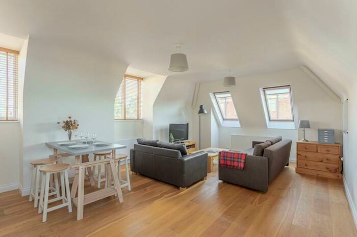 1 Bedroom Property To Rent In Audley House, Hove Street, Hove, BN3